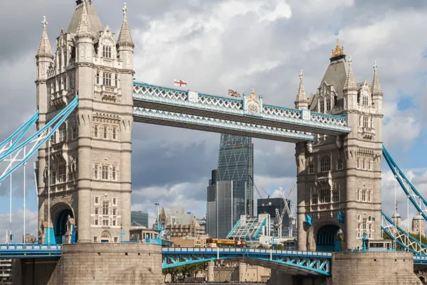 We combine shopping and an unforgettable vacation in Europe