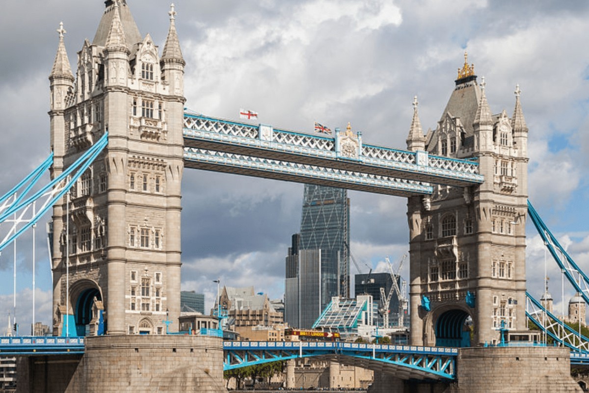 We combine shopping and an unforgettable vacation in Europe