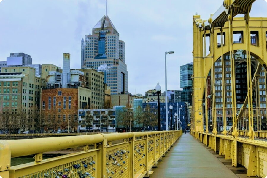 12 things to do in Pittsburgh at night