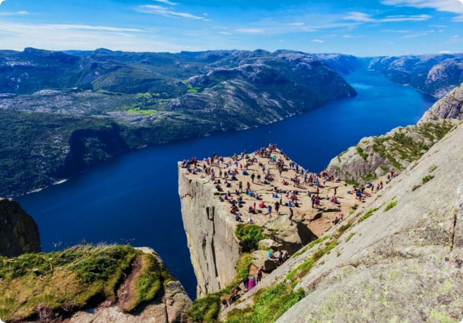 Scandinavian beauty. What to see in amazing Norway?